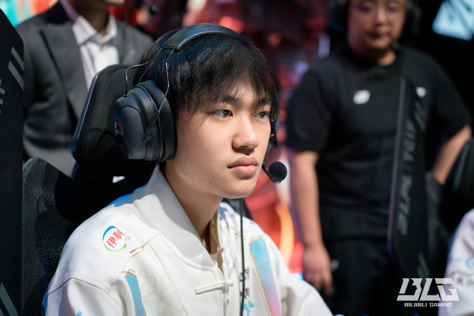 臂和打腿频 臂和打腿频