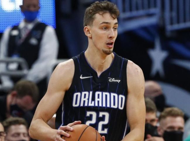 这也与当前 这也与当前